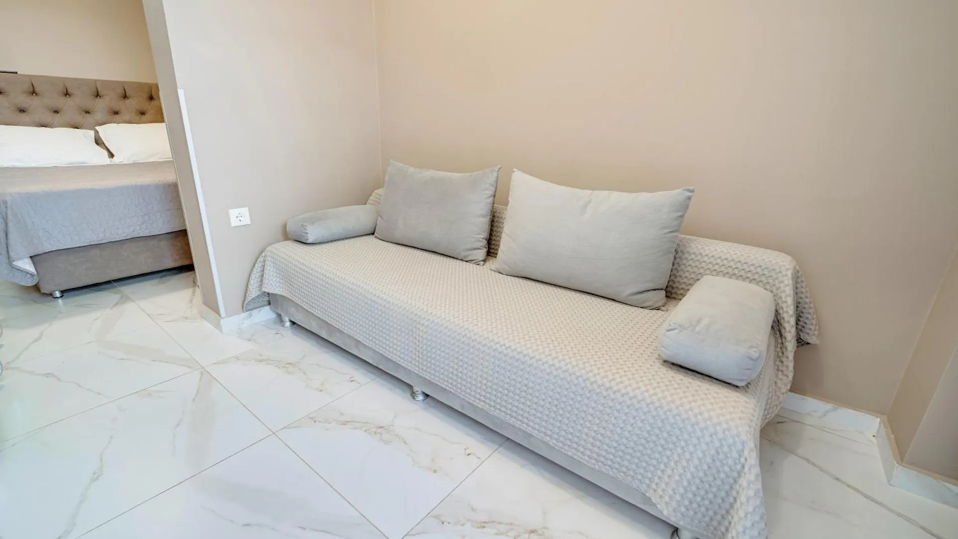 Diamond & Pearl Studios Peraía Appartement
